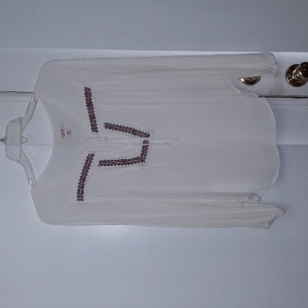 M mossimo shirt white
